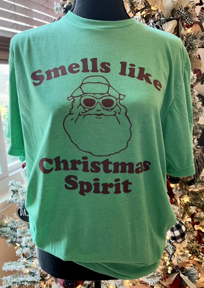 SMELLS LIKE CHRISTMAS SPIRIT TEE