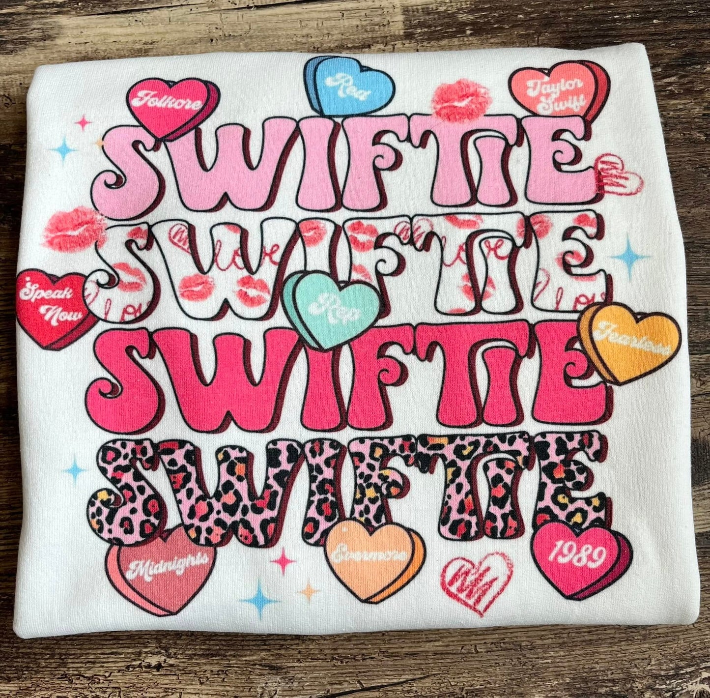 SWIFTIE VALENTINES CREWNECK