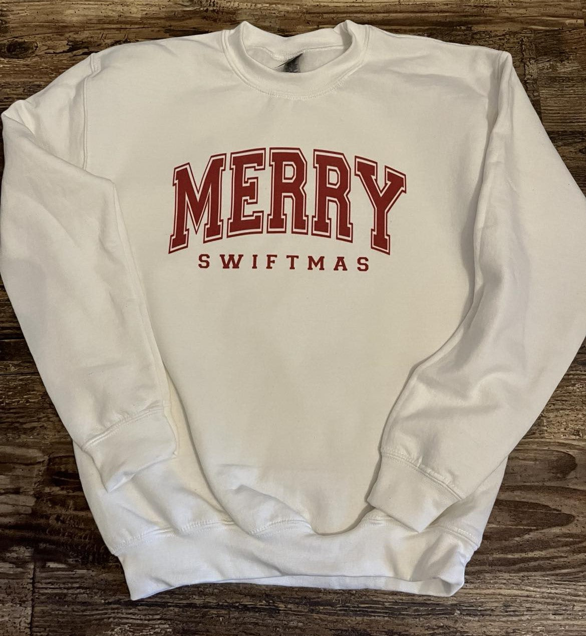MERRY SWIFTMAS TEE OR CREWNECK SWEATSHIRT