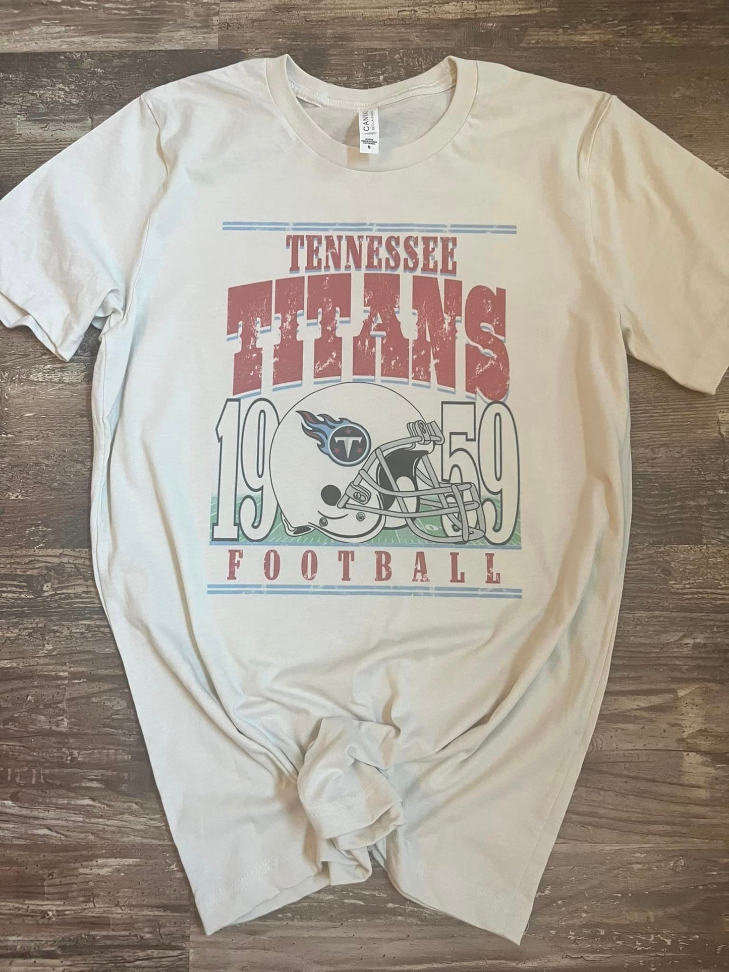 VINTAGE TENNESSEE TITANS FOOTBALL TEE