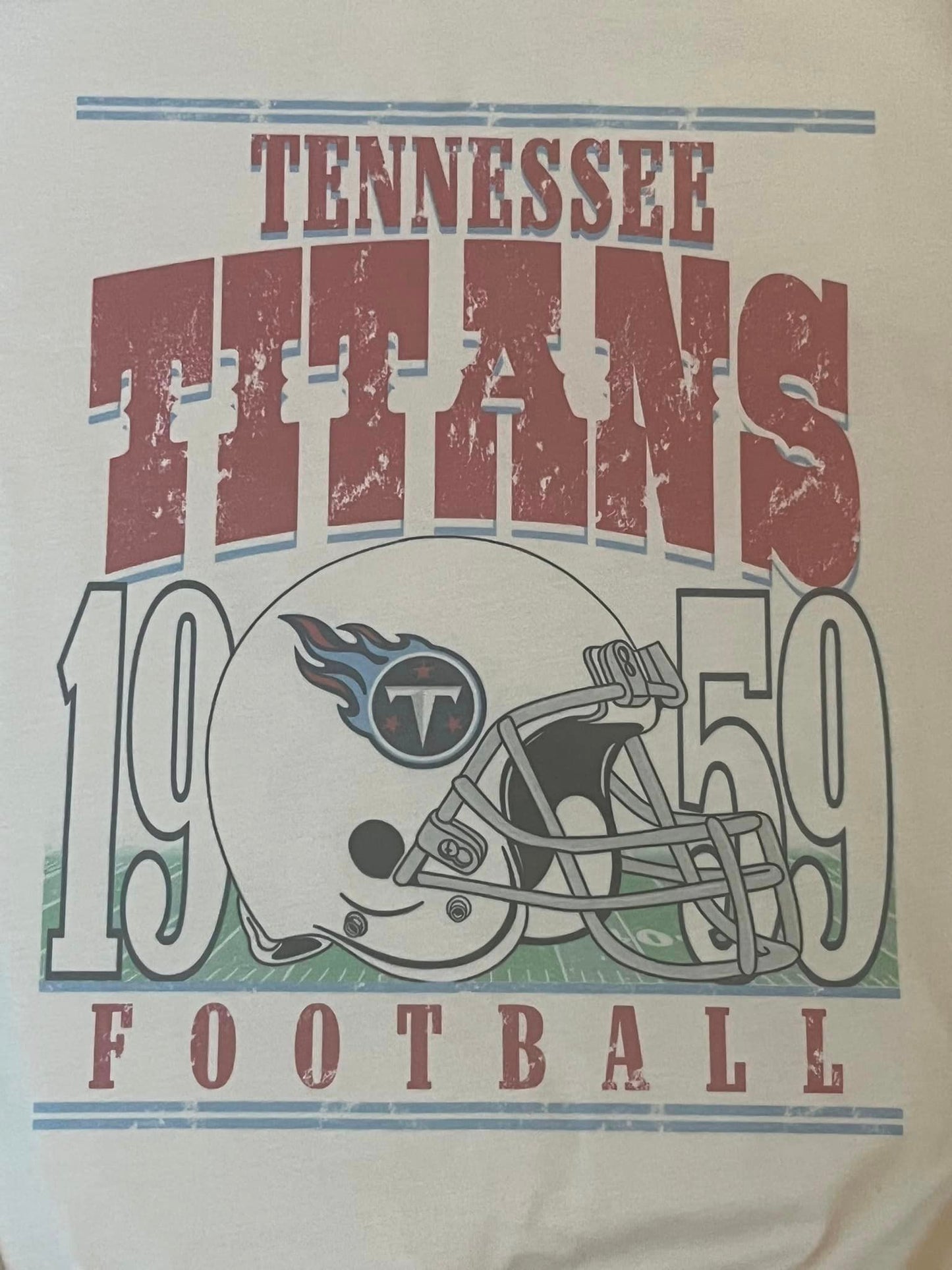 VINTAGE TENNESSEE TITANS FOOTBALL TEE