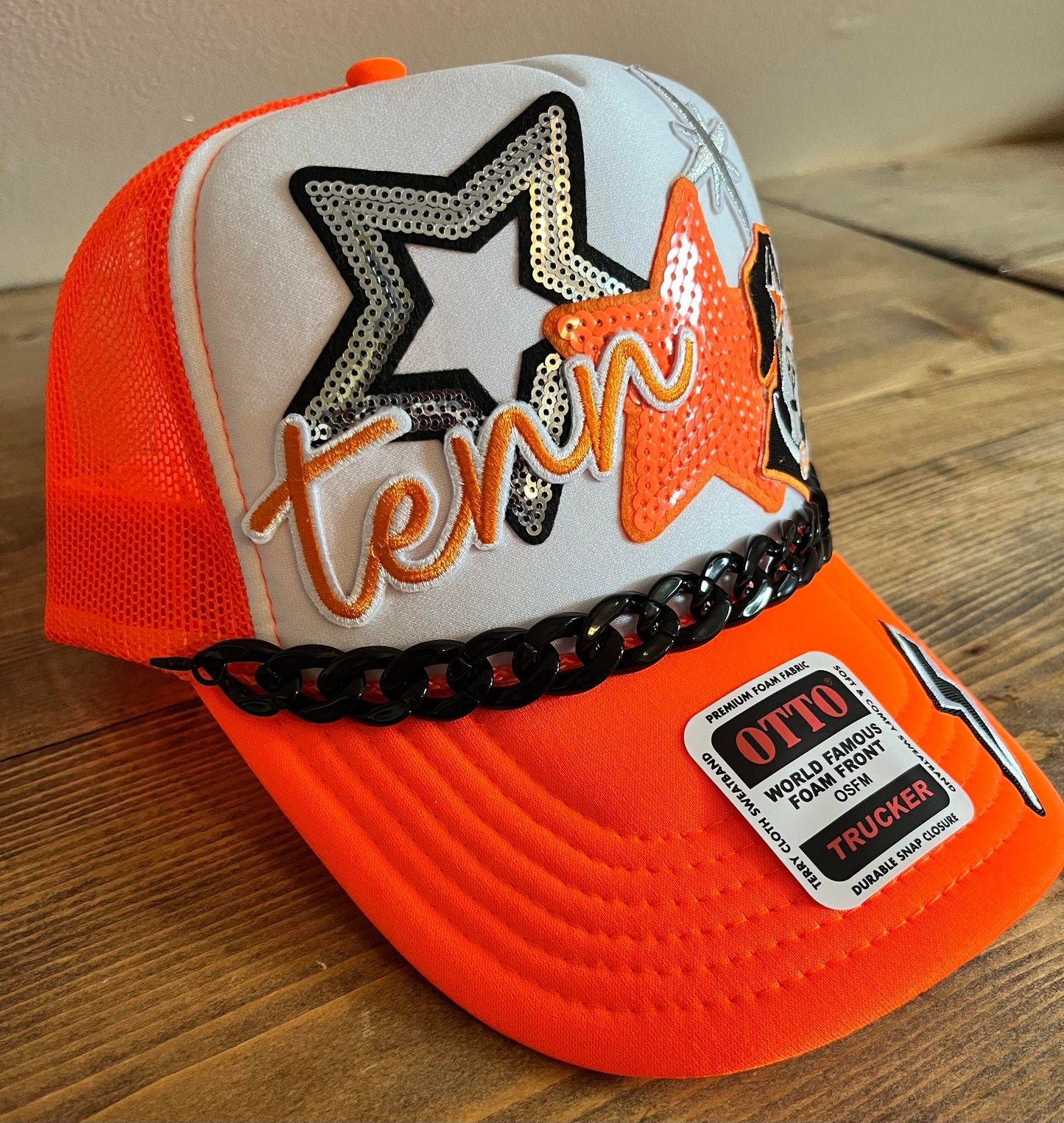 NEON VOLS TRUCKER HAT