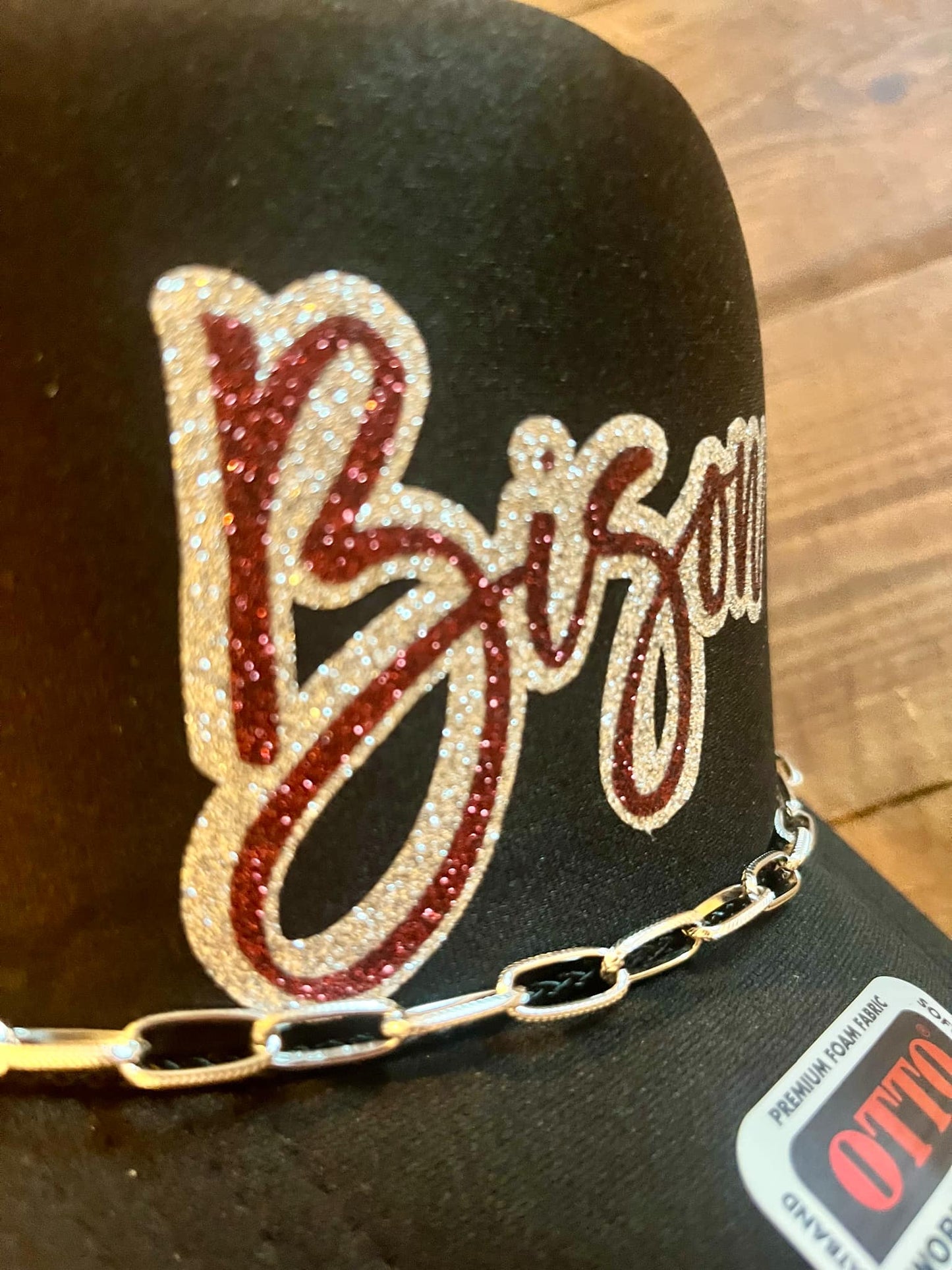 BISON GLITTER TRUCKER HAT
